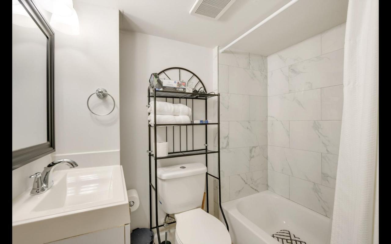 Splendid Cheerful 2-Bedroom Residential Hyattsville Extérieur photo