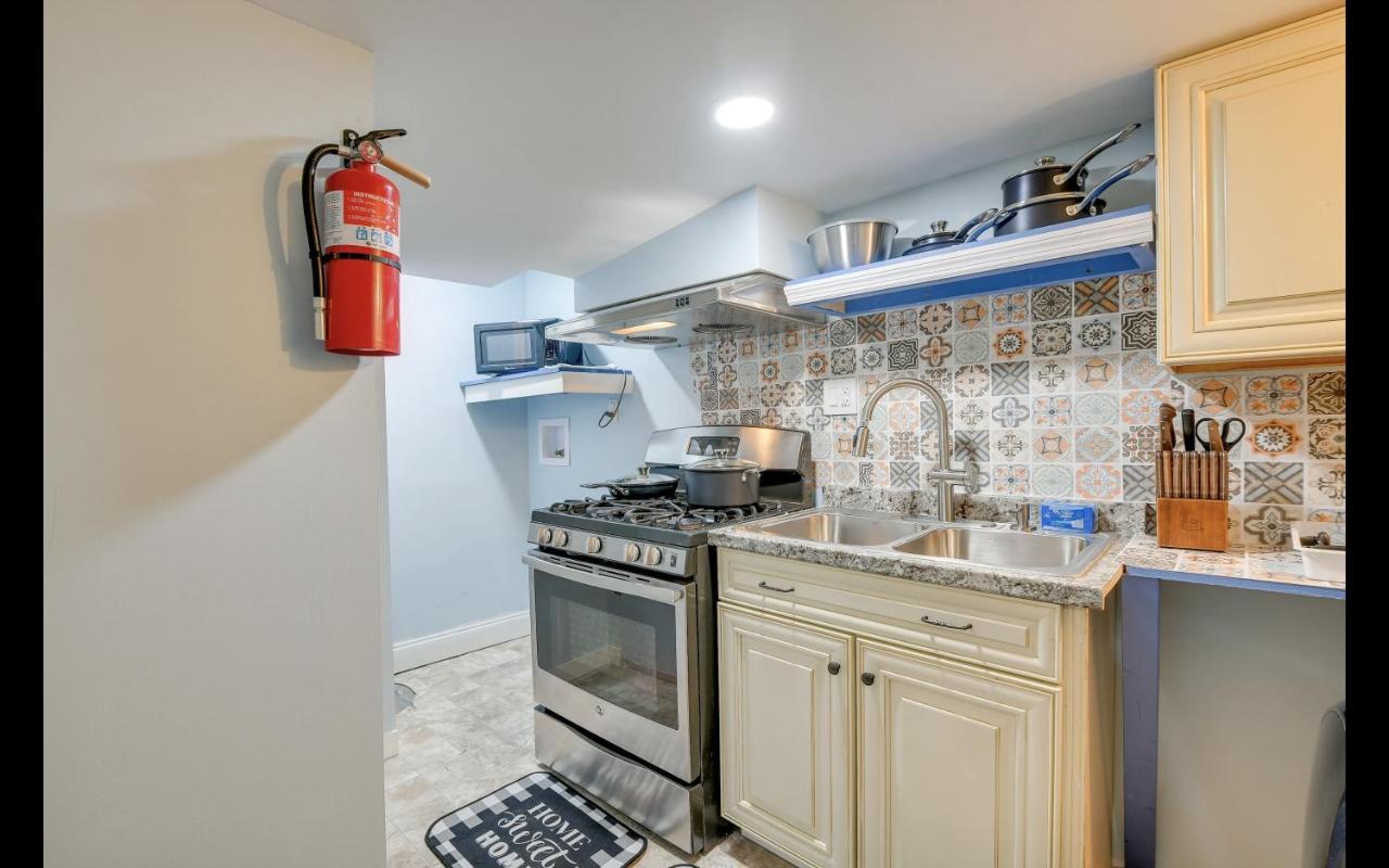 Splendid Cheerful 2-Bedroom Residential Hyattsville Extérieur photo